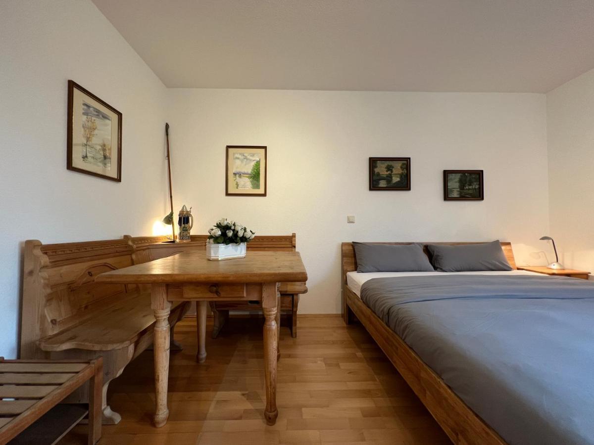Maisonette Penthouse Fuer 8 Personen By Rabe - Free Netflix & Kostenloser Parkplatz & Grosse Terrasse Karlsruhe Exterior foto