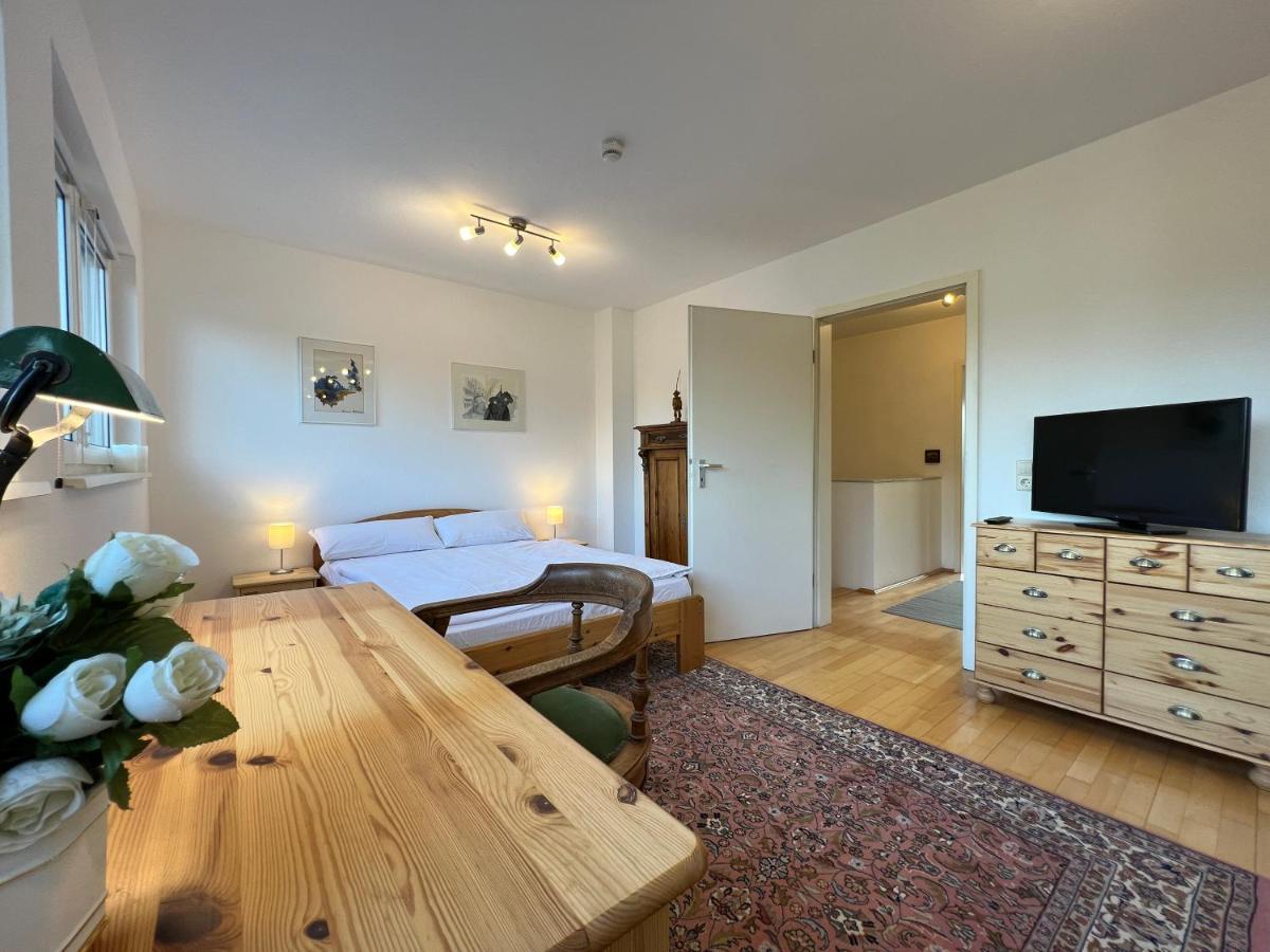 Maisonette Penthouse Fuer 8 Personen By Rabe - Free Netflix & Kostenloser Parkplatz & Grosse Terrasse Karlsruhe Exterior foto